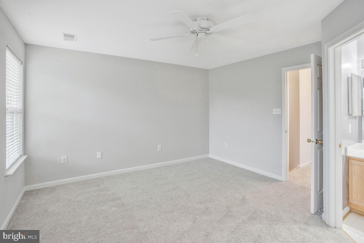 Photo 17 of 39 of 17366 Sligo Loop townhome