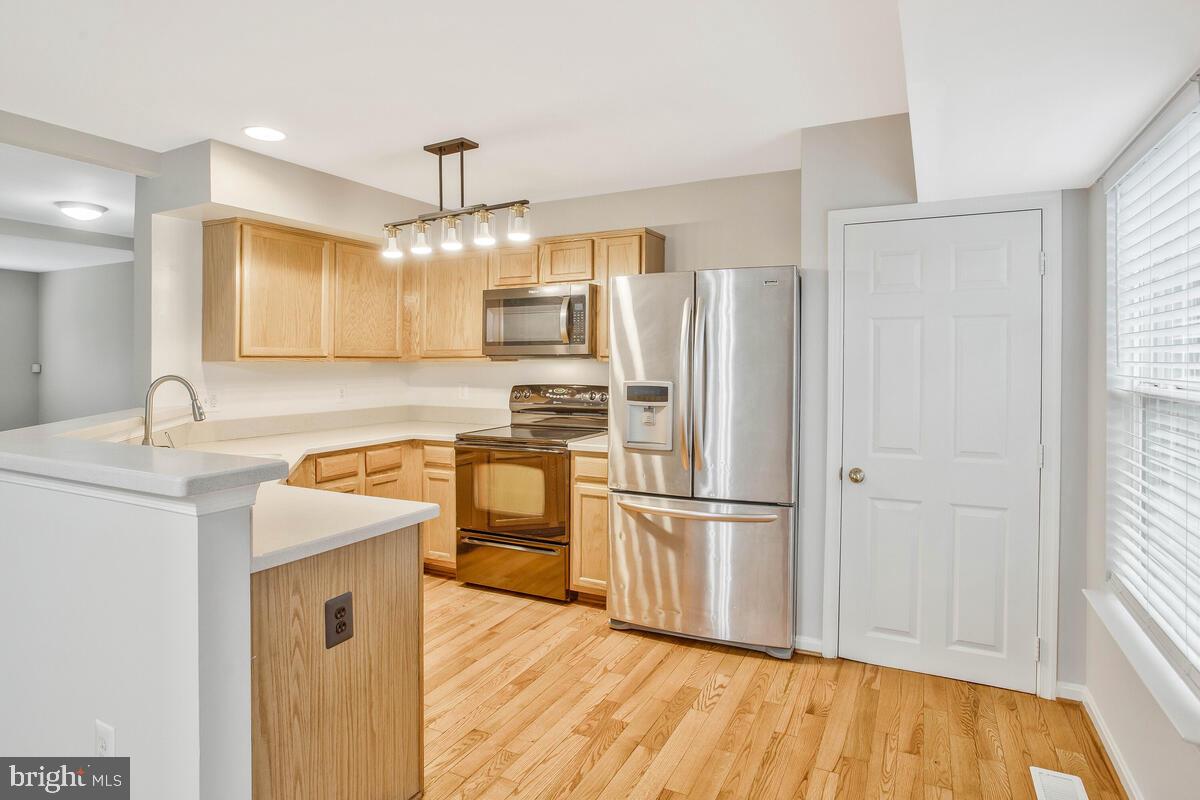 Photo 11 of 39 of 17366 Sligo Loop townhome