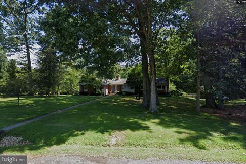 2301 Stryker Ave Vienna VA 22181