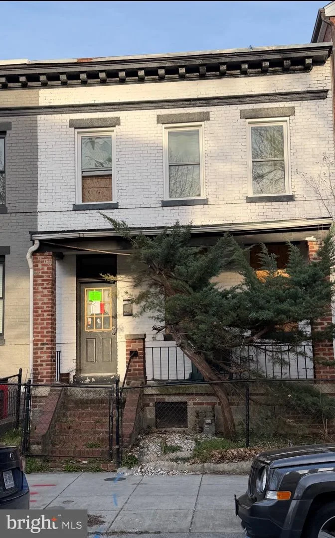 19 15th Street NE