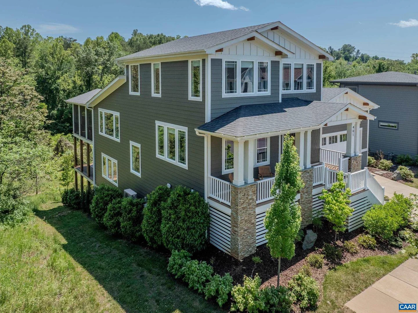 401 Lochlyn Hill Dr Dr