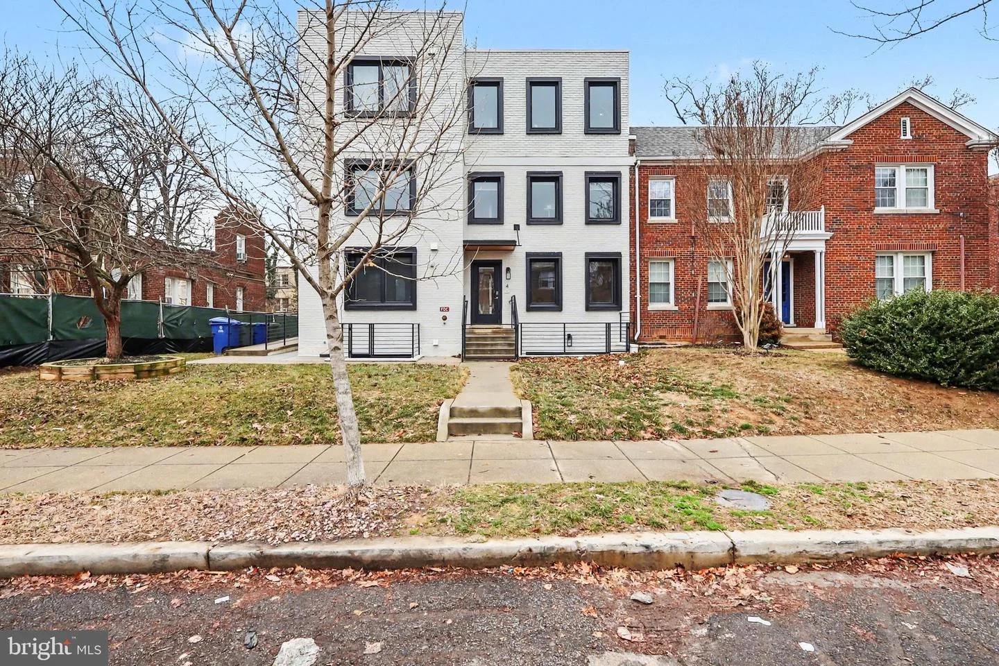 2216 40th Place NW Unit 4