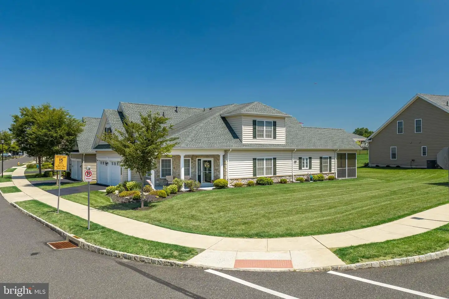4406 Colonial Ln, Center Valley, PA, 18034