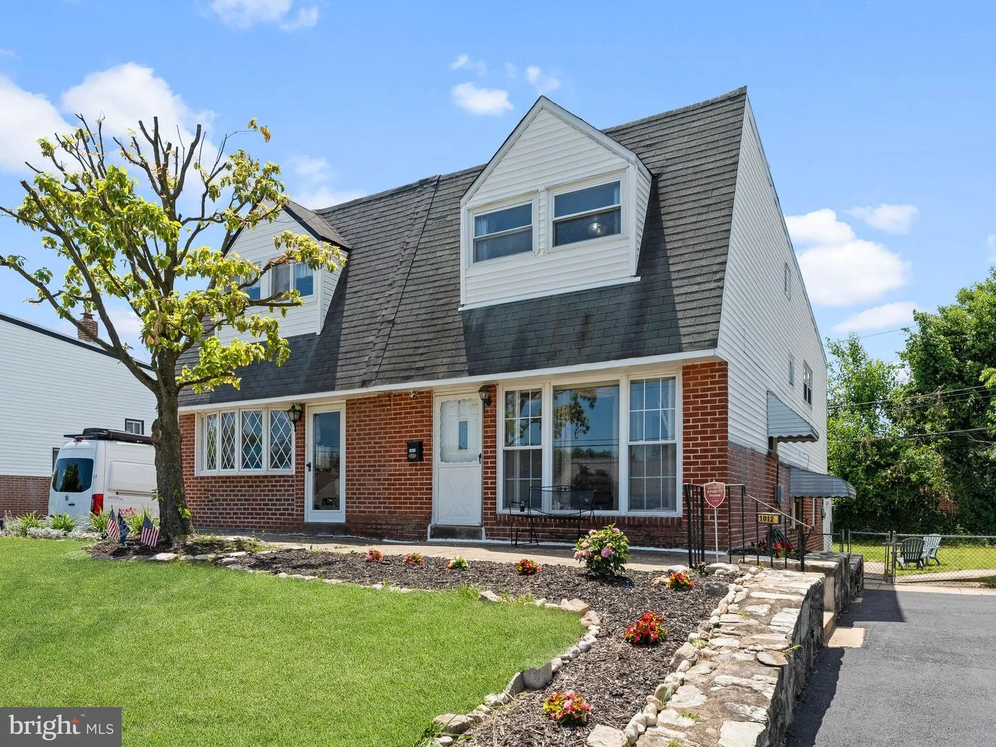 1012 Tomlinson Rd