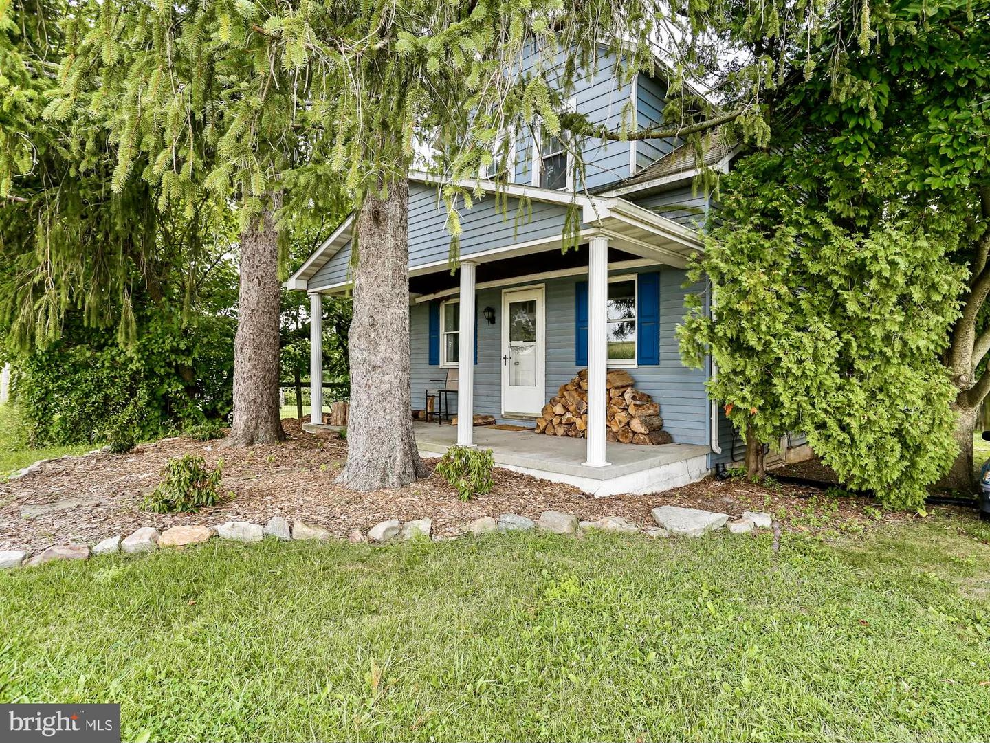 Photo 2 of 19 of 6970 Cannery Rd house