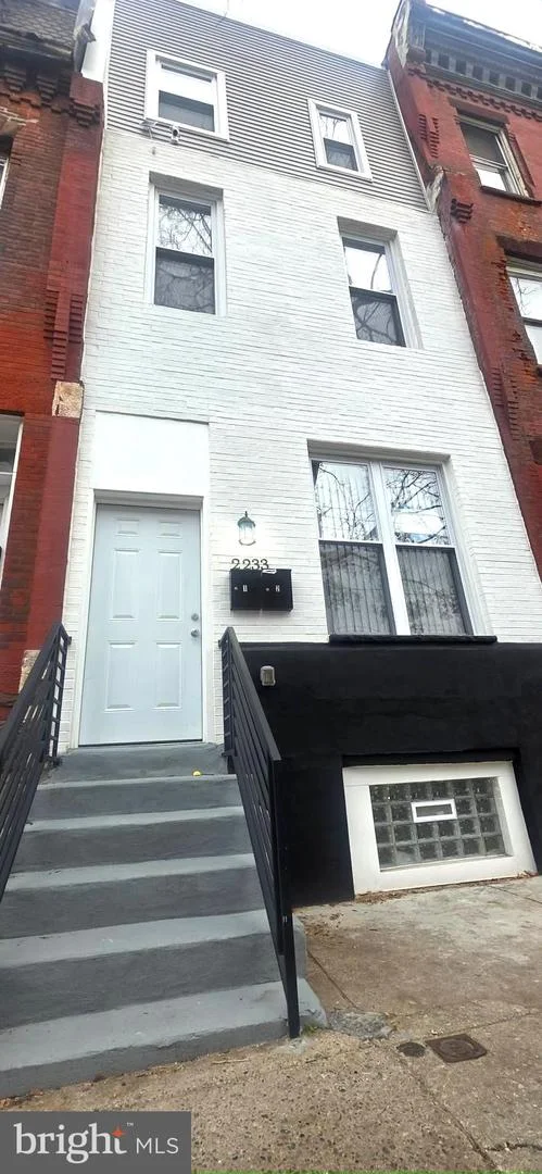 2233 N 16th Street