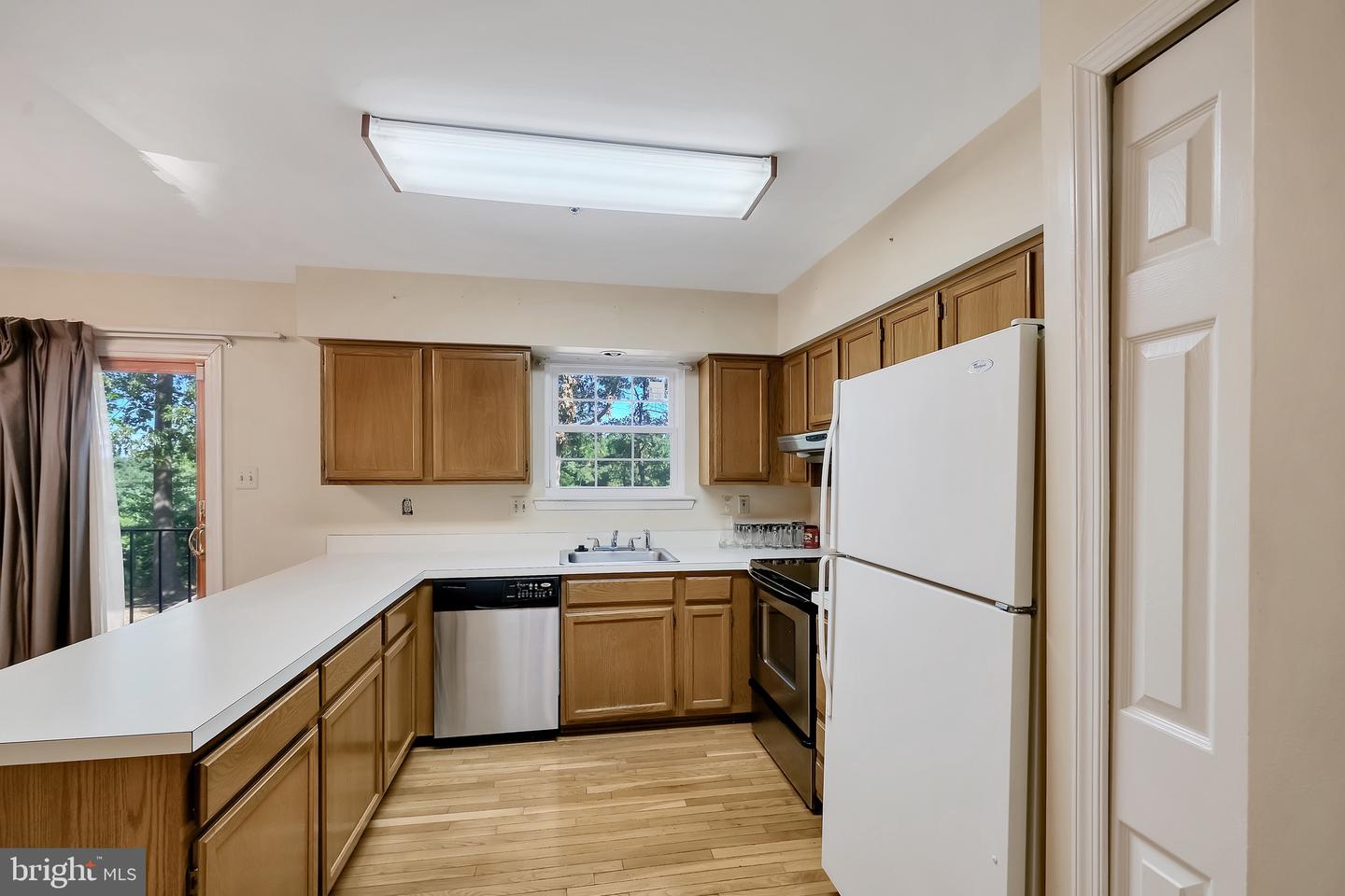 Photo 8 of 28 of 1640 Willowwood Ct townhome