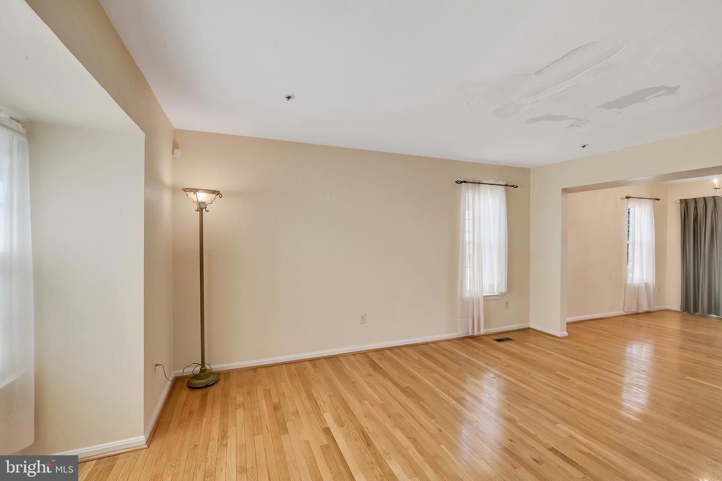 Photo 3 of 28 of 1640 Willowwood Ct townhome