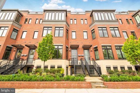 Townhouse in Washington DC 146 S STREET.jpg