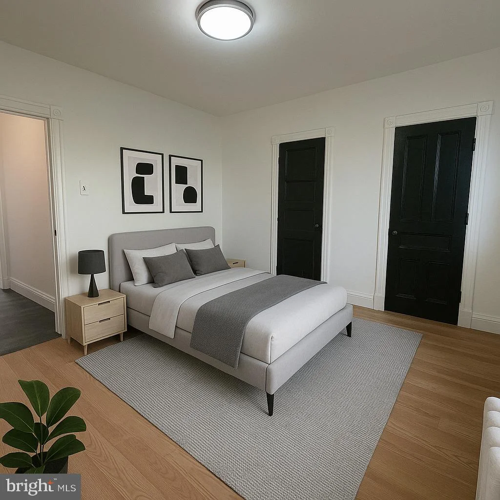 260 W Queen Lane