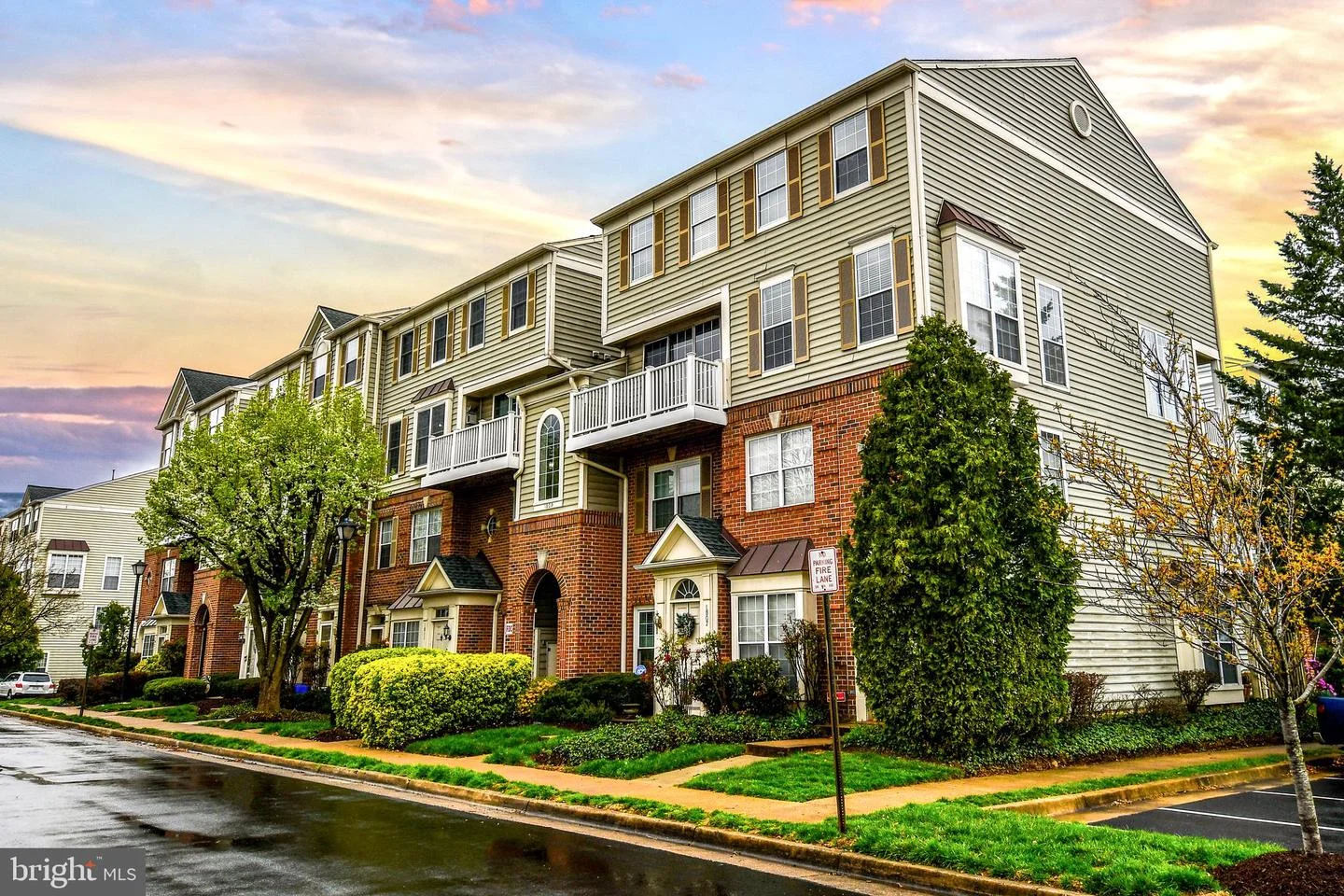 1809 Kenwood Avenue Unit 301