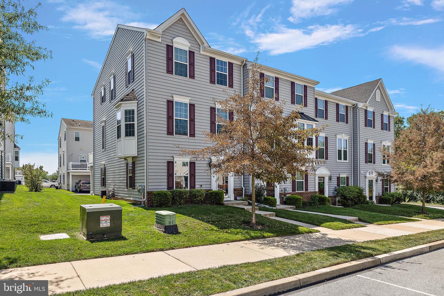 View Phoenixville, PA 19460 townhome