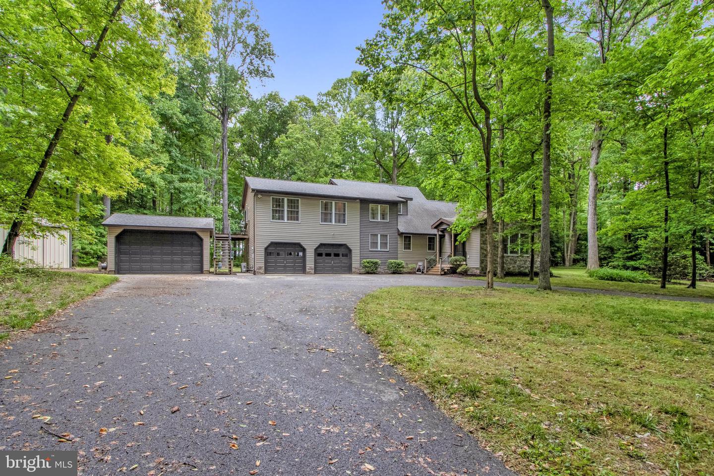 Photo 4 of 50 of 24505 Holly Acres Ln house