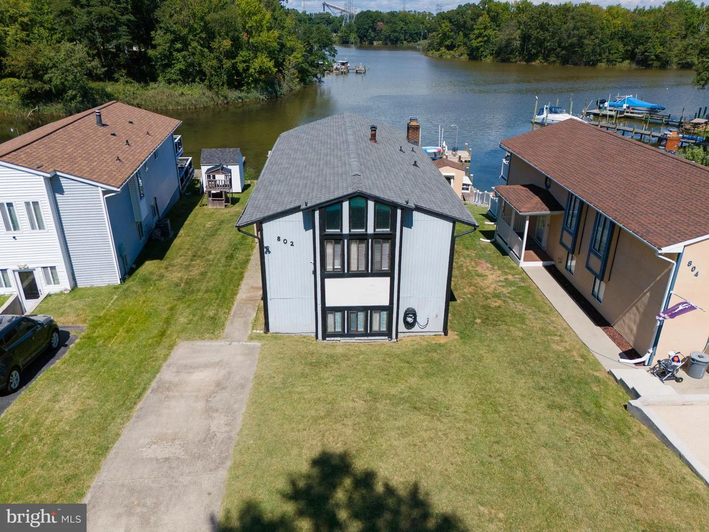 802 Waterview Drive