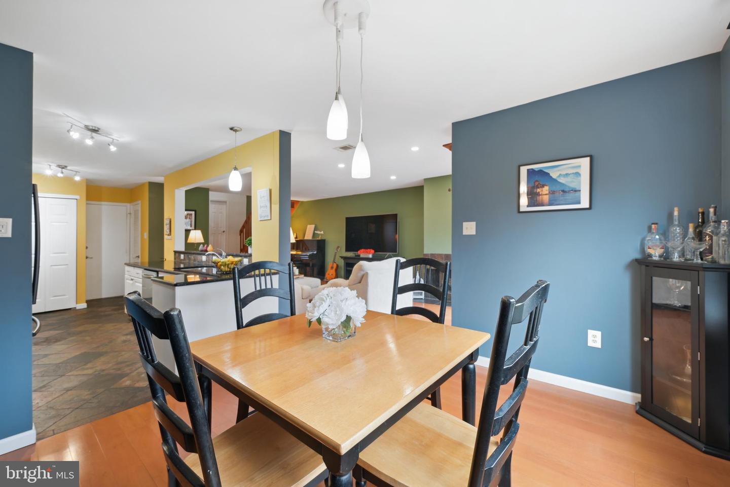 Photo 11 of 35 of 46g Haverhill Ct townhome