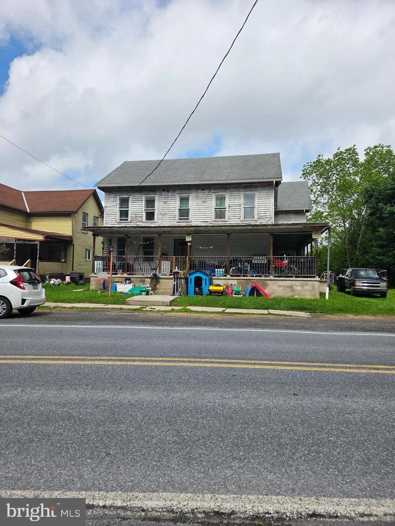102 Main Street, Klingerstown, PA, 17941