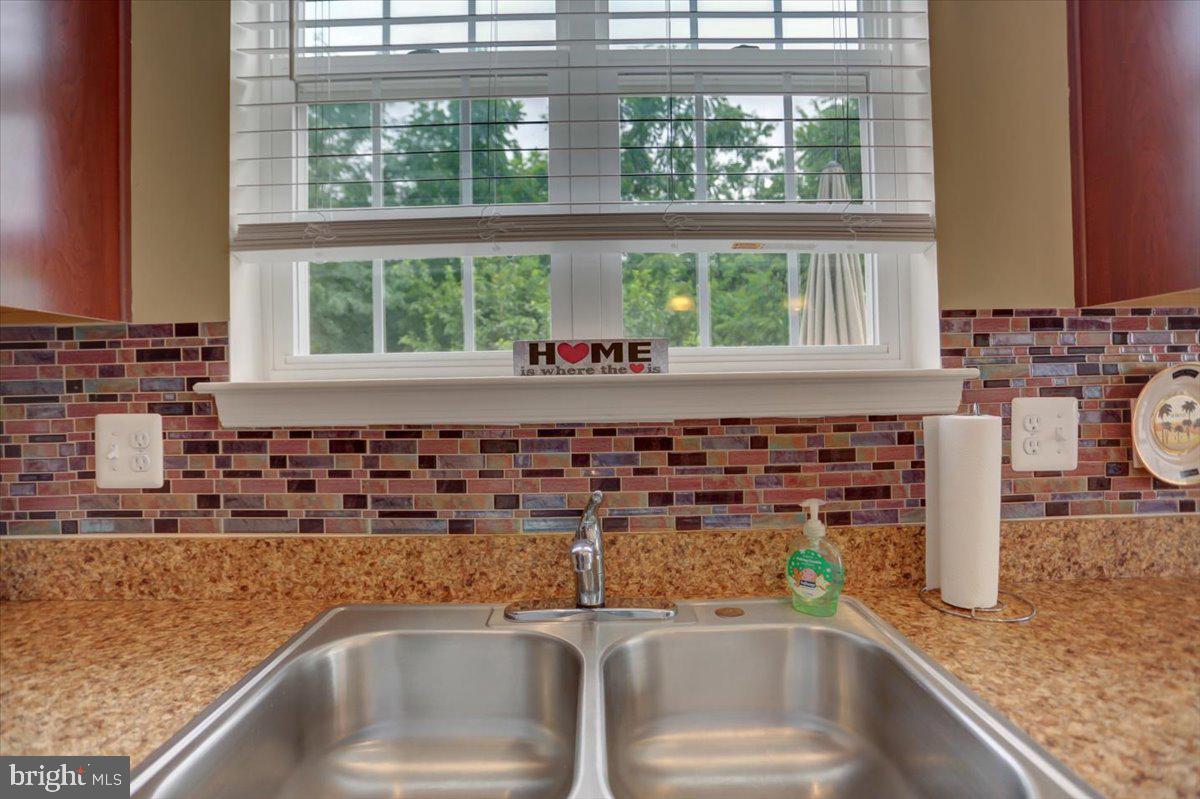 Photo 13 of 40 of 532 Abigail Avenue townhome