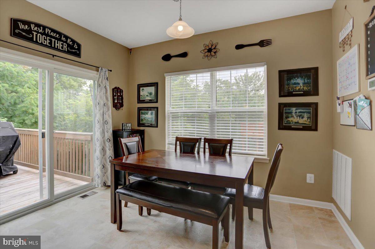 Photo 15 of 40 of 532 Abigail Avenue townhome
