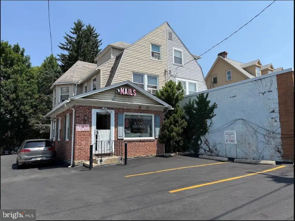 135 Montgomery Avenue, Bala Cynwyd, PA, 19004