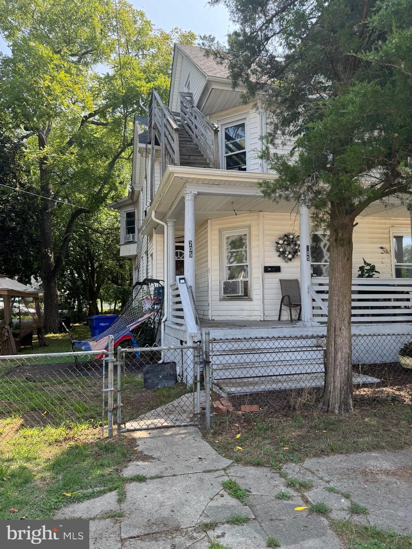View Millville, NJ 08332 multi-family property