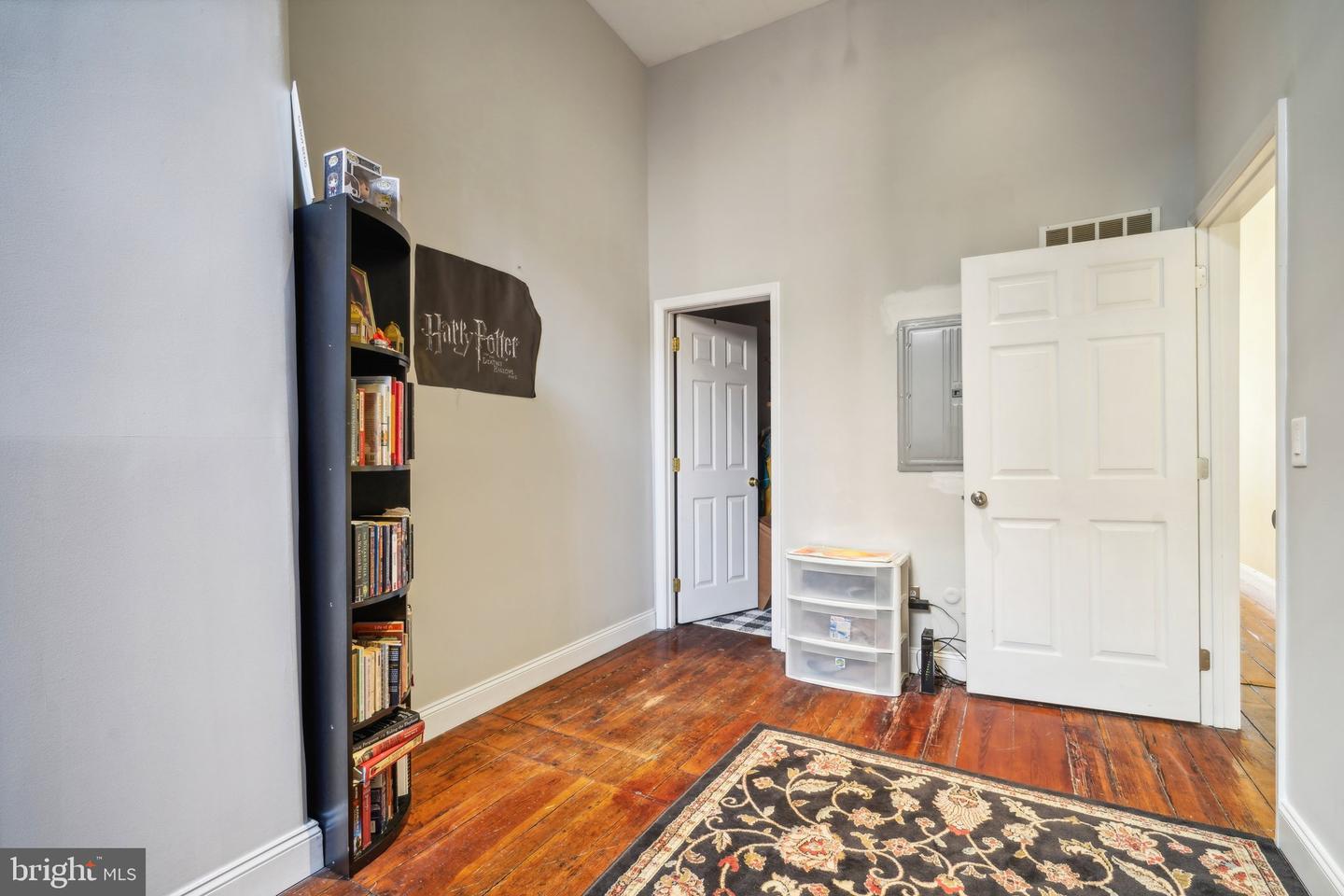 36 S Strawberry Street #33, Philadelphia, Pennsylvania image 16