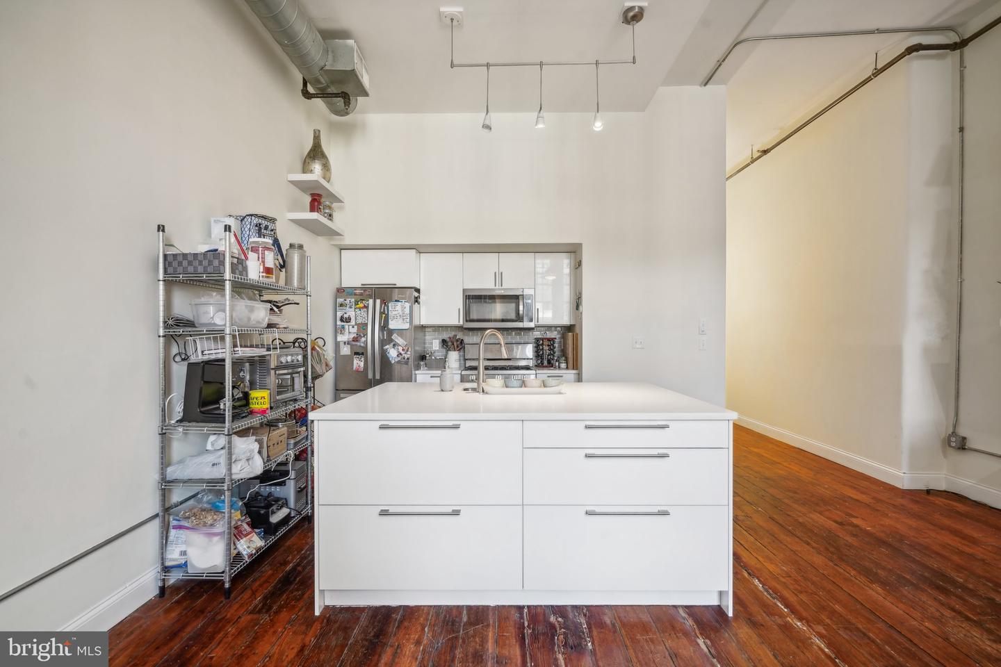 36 S Strawberry Street #33, Philadelphia, Pennsylvania image 6