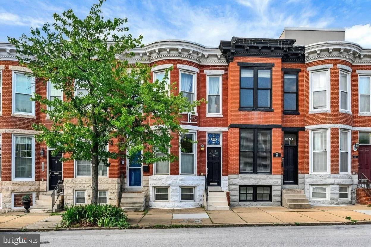 128 W Ostend Street