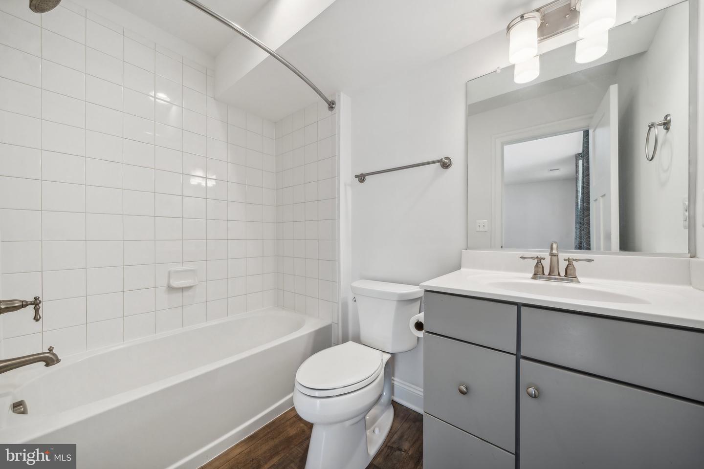 Photo 3 of 35 of 3243 Bergen St townhome