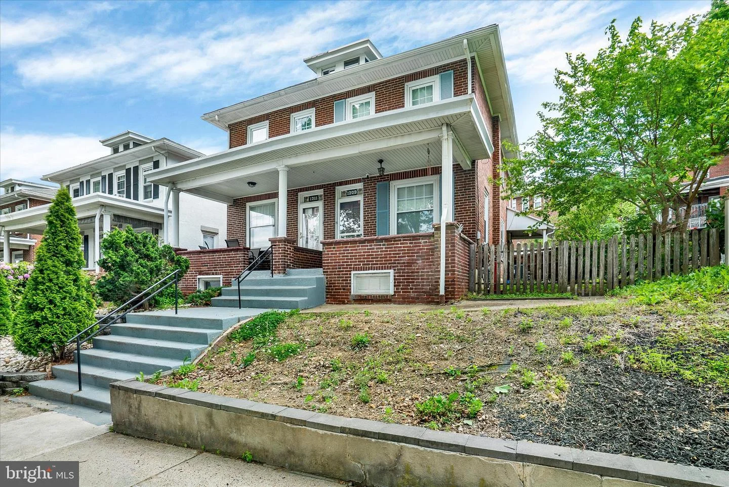 1209 Linden Street