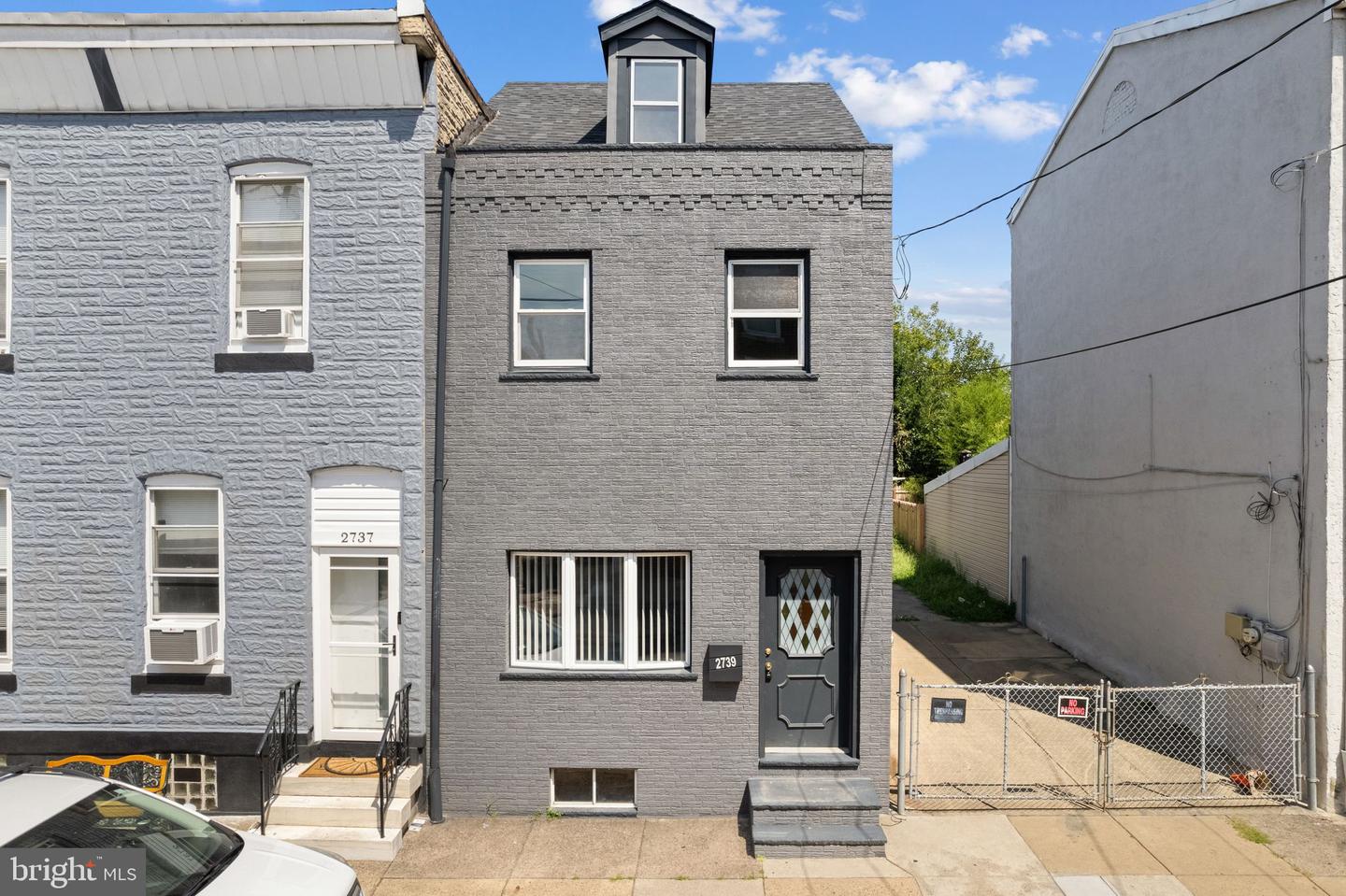 View Philadelphia, PA 19137 townhome