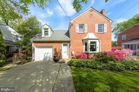 Single Family Residence in Silver Spring MD 1719 Luzerne AVENUE.jpg