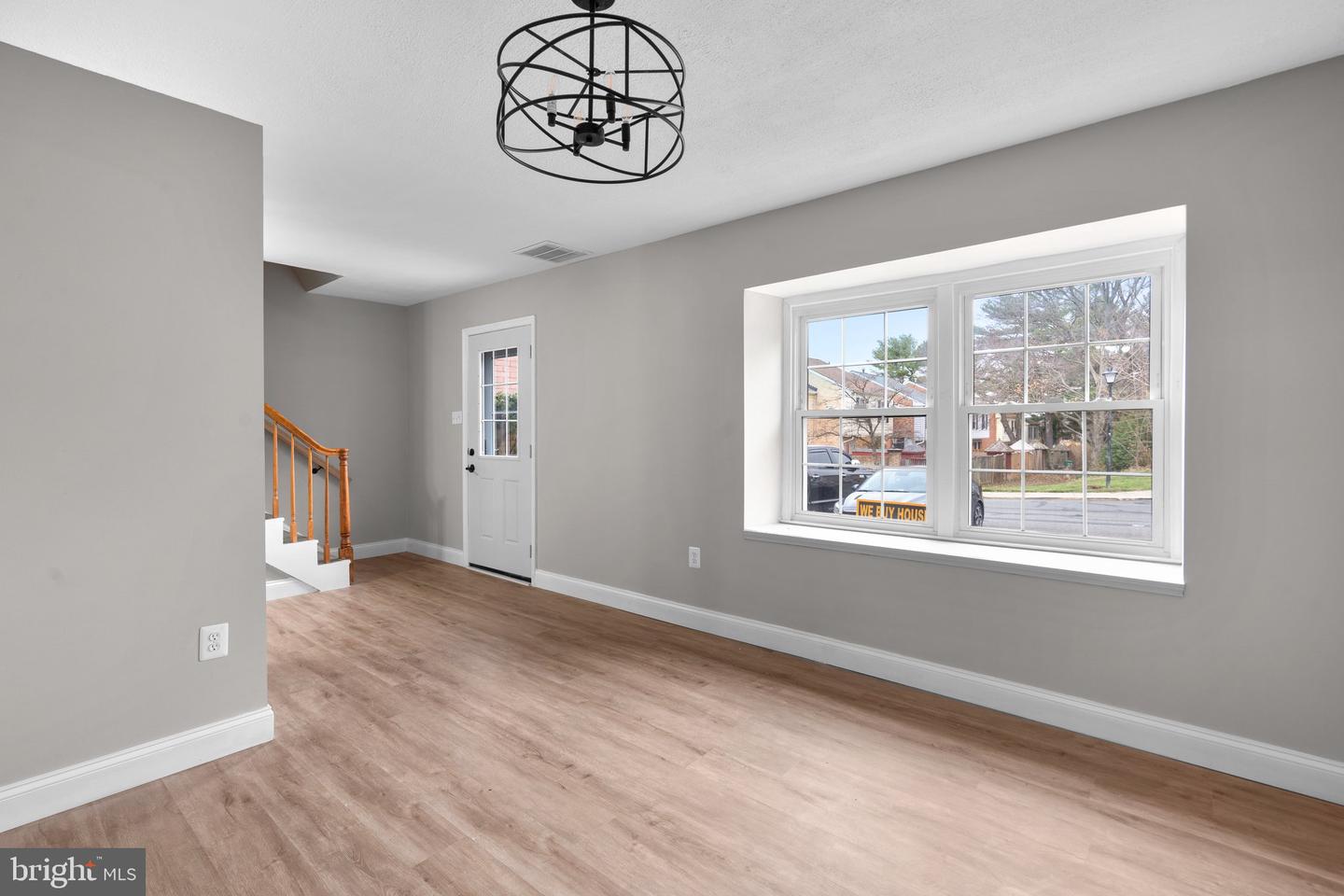Photo 6 of 27 of 12 Irish Ct townhome