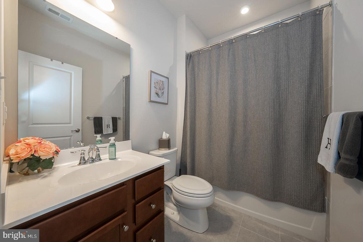 Photo 34 of 41 of 405 Blue Welsh St townhome