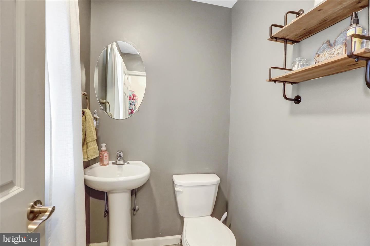 Photo 6 of 28 of 96 Cortland Xing townhome