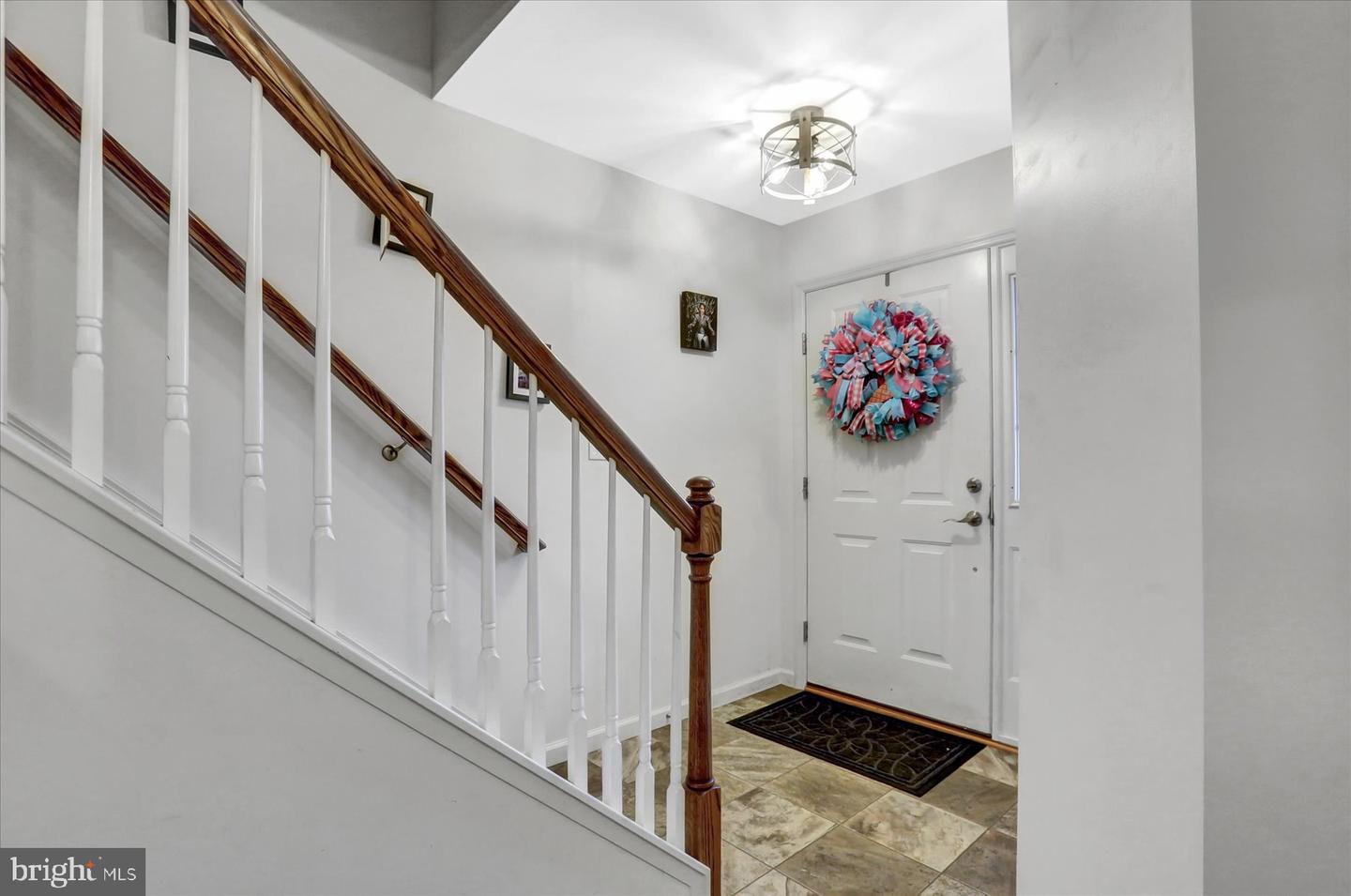 Photo 4 of 28 of 96 Cortland Xing townhome
