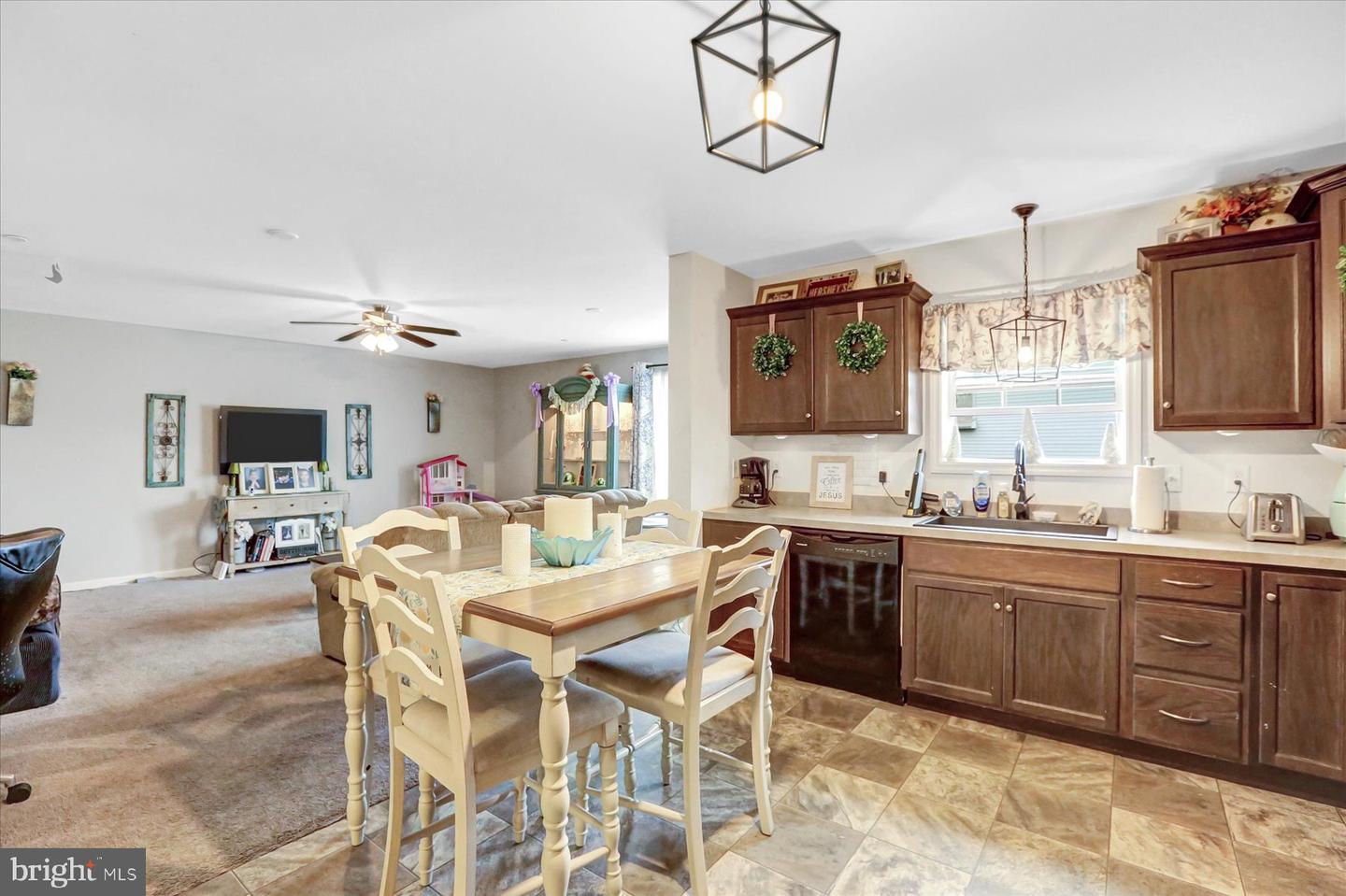 Photo 9 of 28 of 96 Cortland Xing townhome