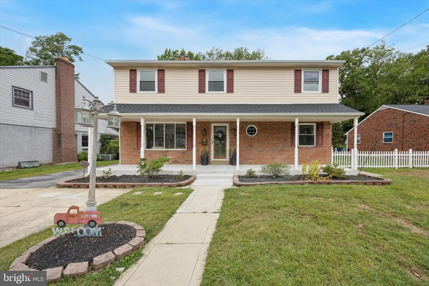 425 Hutchinson Terrace