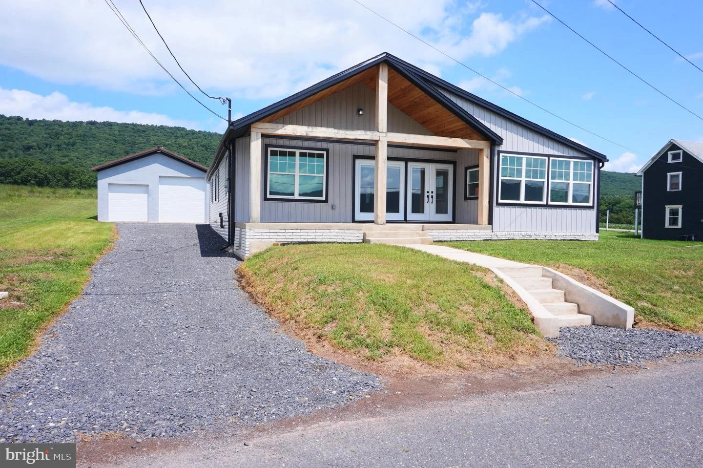 270 W Mountain Road, Hegins, PA, 17938