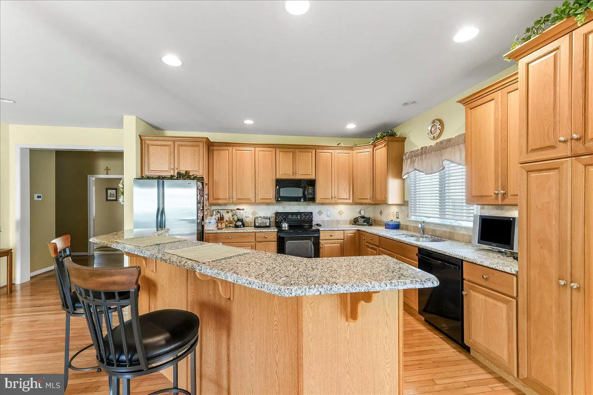 4 N Henley Drive, Avondale, PA, 19311
