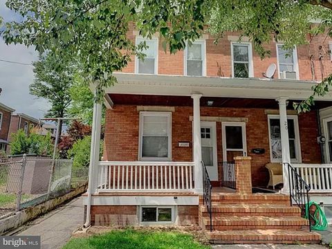 Duplex in Trenton NJ 18 Michigan AVENUE.jpg