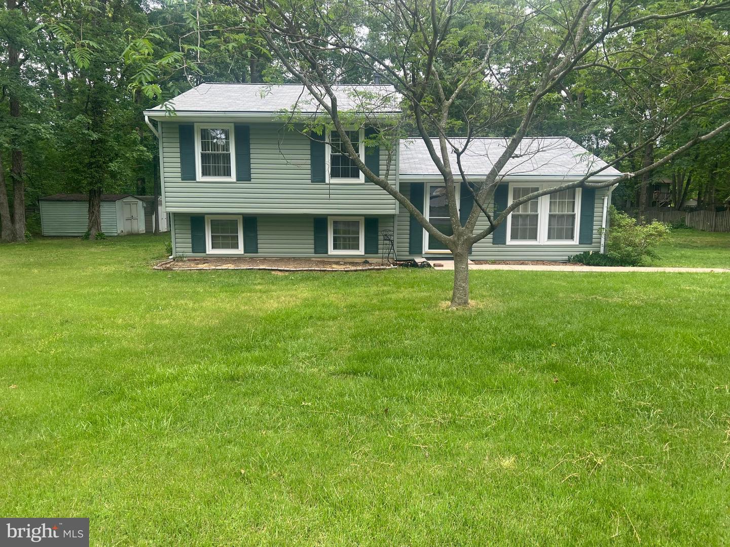 705 Churchill Dr
