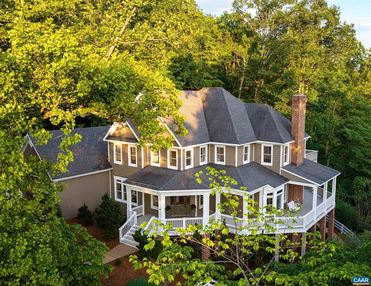 2556 Summit Ridge Trl