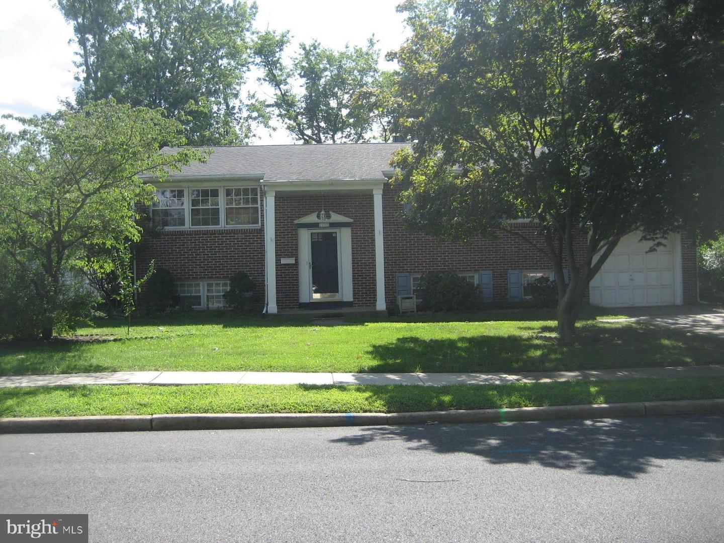 View Turnersville, NJ 08012 house