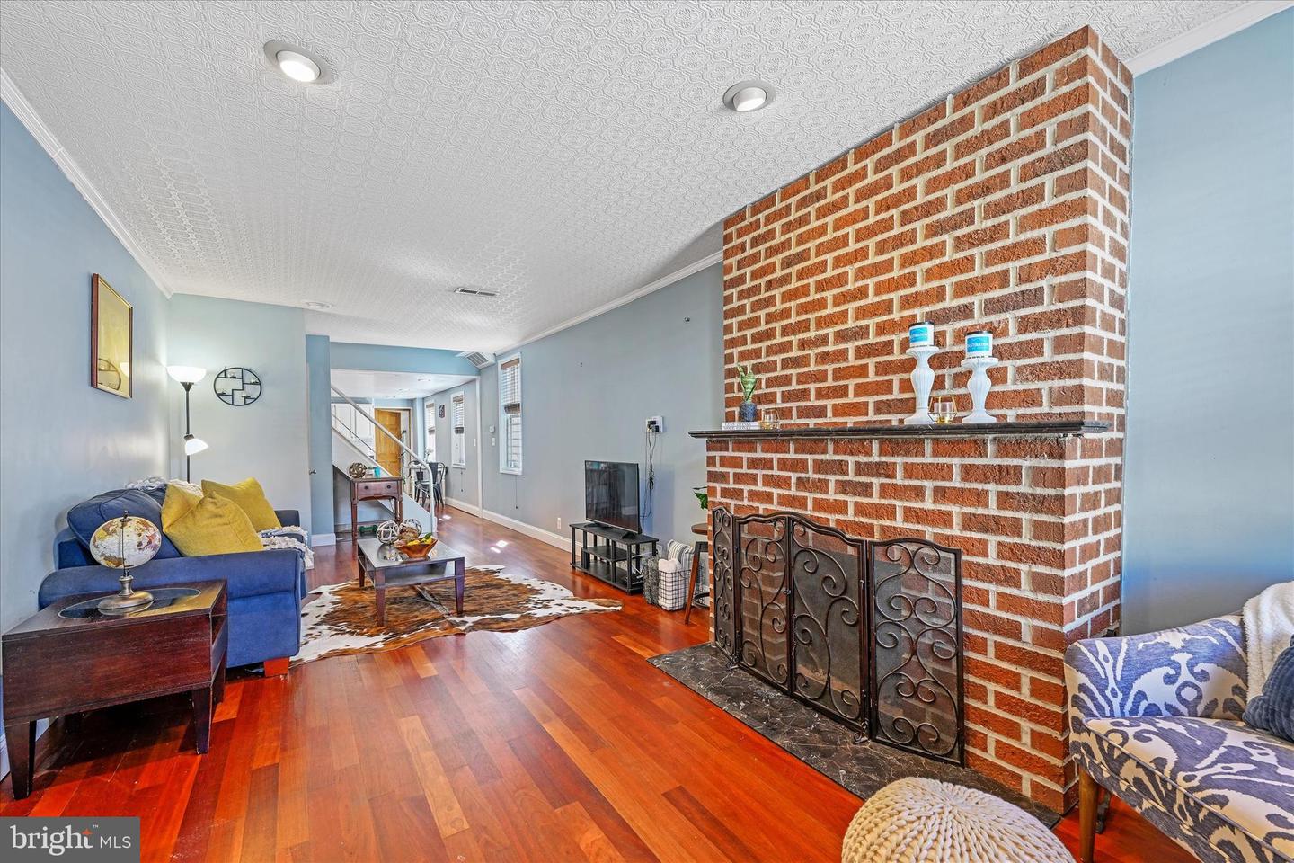 Photo 1 of 31 of 1703 Gough St multi-family property