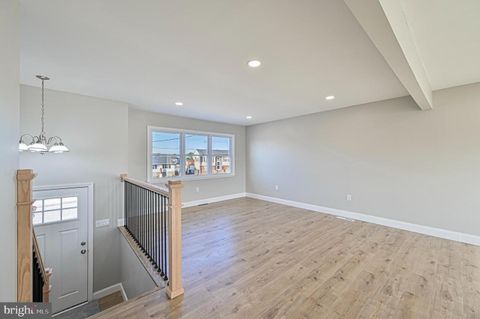 Single Family Residence in Tuckerton NJ 140 Raritan DRIVE 5.jpg