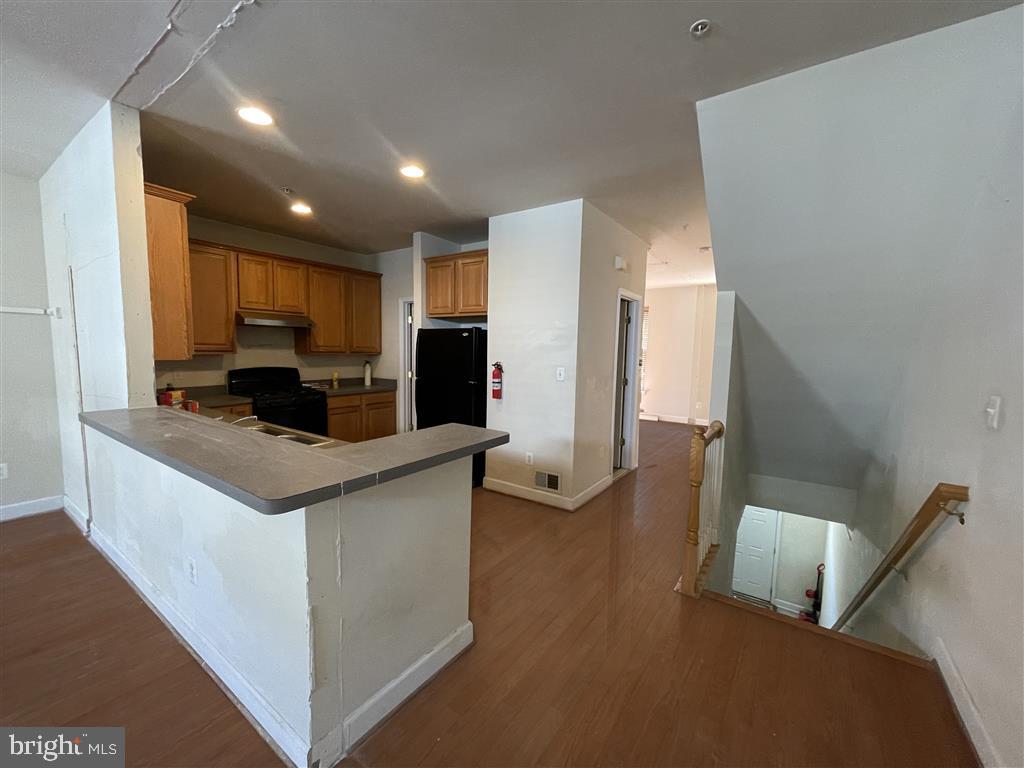 Photo 9 of 23 of 8002 Endzone Way house