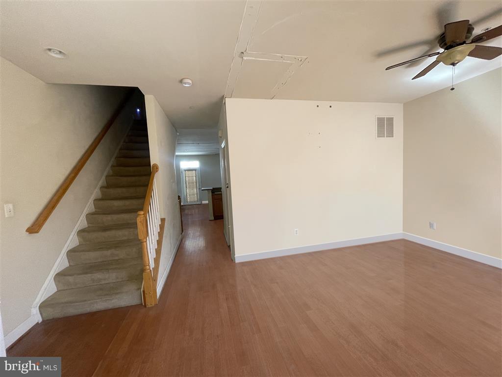 Photo 6 of 23 of 8002 Endzone Way house