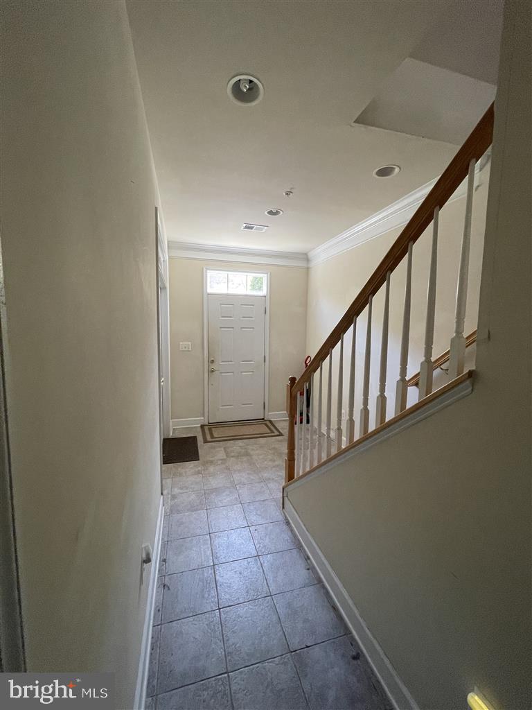Photo 5 of 23 of 8002 Endzone Way house