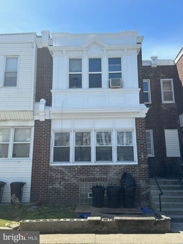Photo 2 of 3 of 2032 S 68th St townhome
