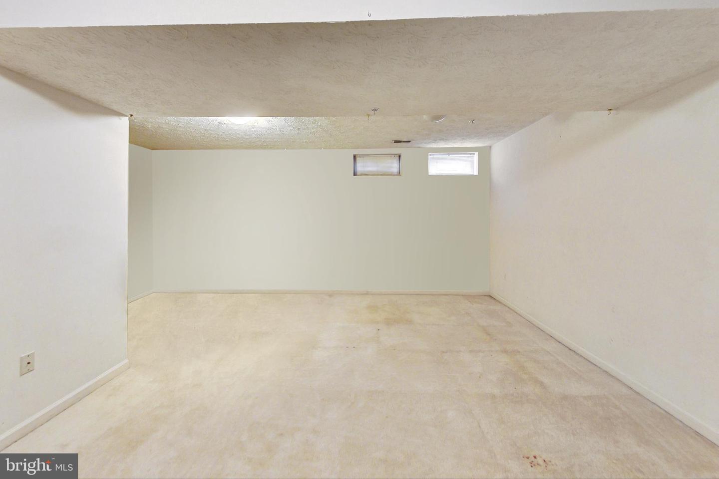 Photo 18 of 40 of 2718 Mapleview Ct townhome